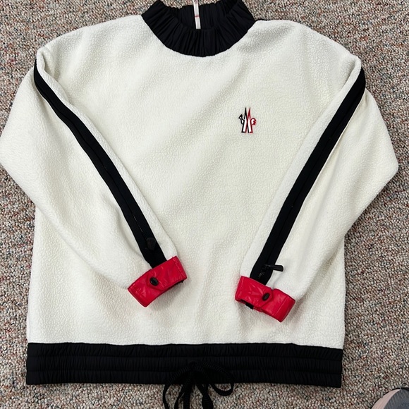 Moncler Grenoble Sweaters - Moncler Long Sleeve Soft Fleece Top